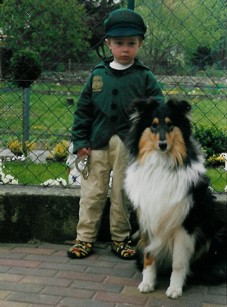 Judy als Polizeihund